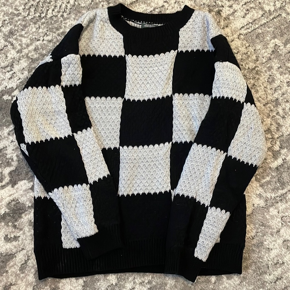 Checkered Knitted Sweater- S